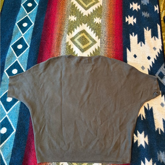 Quince Lightweight Cotton Cashmere Link-
Stitch Dolman Sweater -Olive - Picture 4 of 4